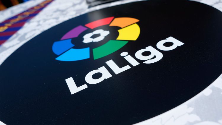 Jadwal LaLiga Spanyol Pekan Ini: Ada El Clasico Barcelona vs Real Madrid. Baca selengkapnya: https://www.indosport.com/sepakbola/20201019/jadwal-laliga-spanyol-pekan-ini-el-clasico-barcelona-vs-real-madrid © Brian Ach/Getty Images